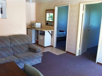Twelve Apostles & Country Retreat 3* Princetown