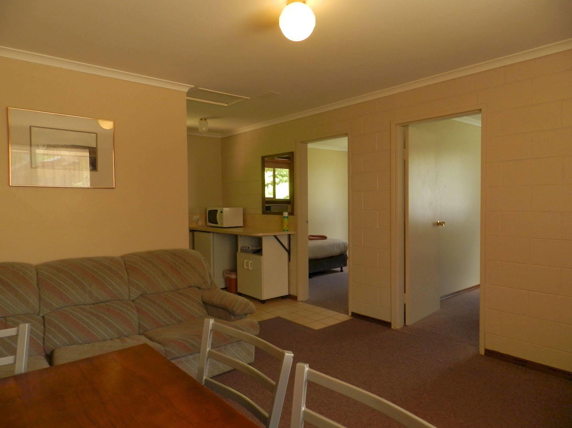 Twelve Apostles & Country Retreat 3* Princetown