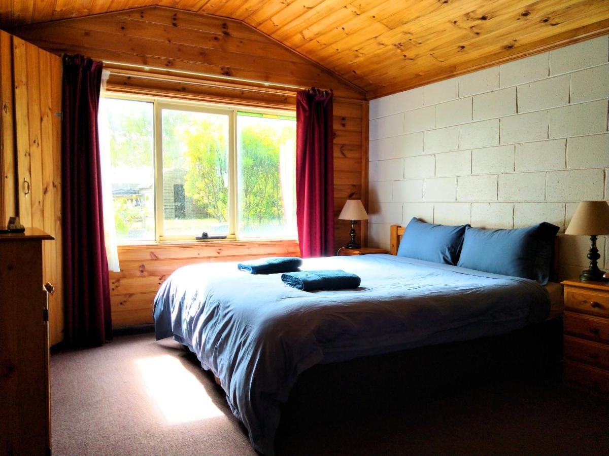 Twelve Apostles & Country Retreat Motel 3*