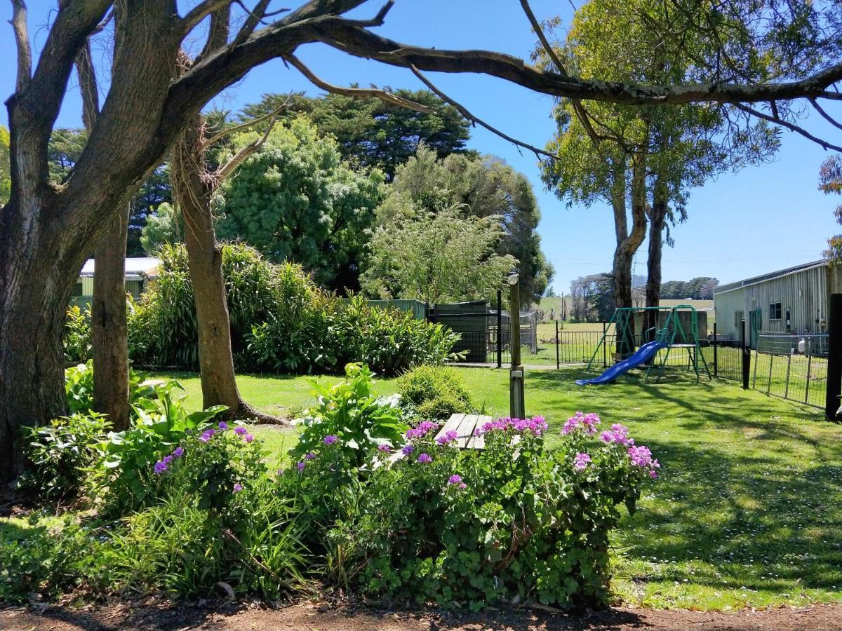 Twelve Apostles & Country Retreat 3*